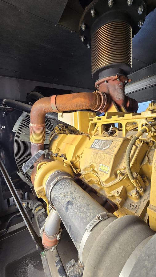 Used 2016 Caterpillar C32 1000kW Tier 2 Diesel Generator Set - LOW HOURS