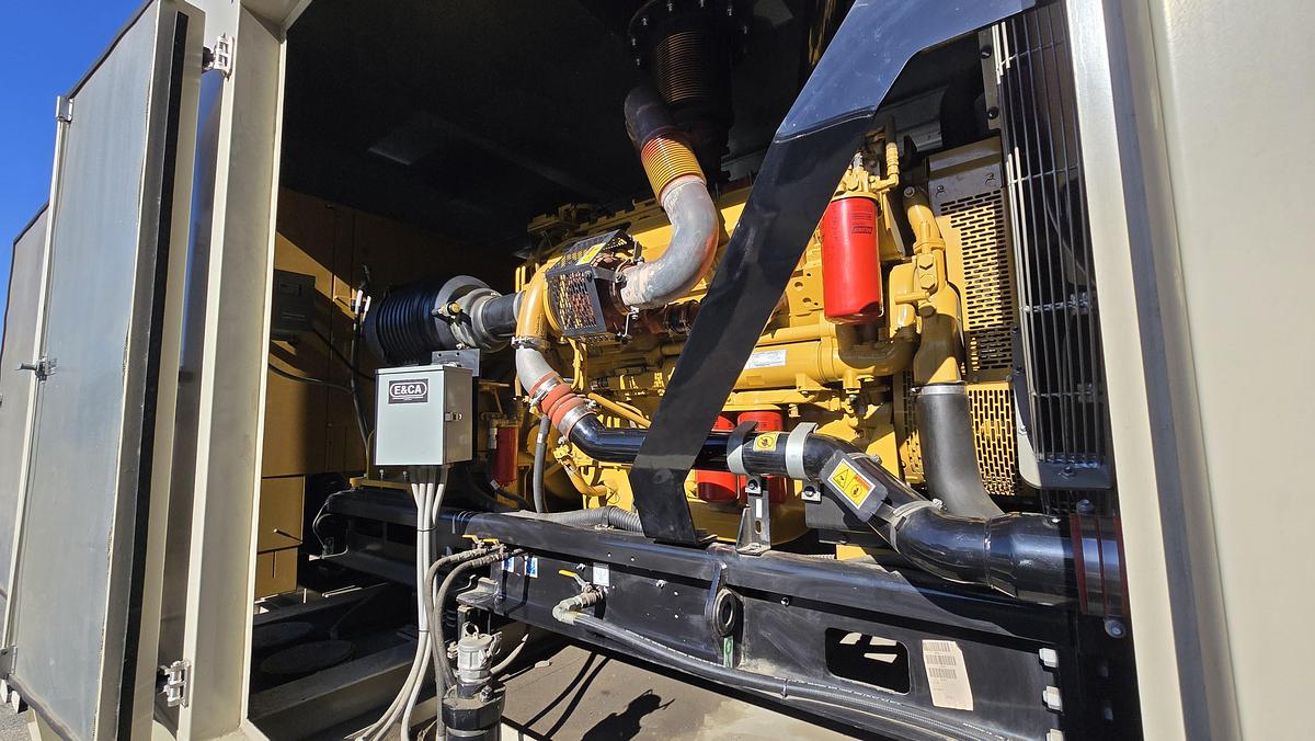 Used 2016 Caterpillar C32 1000kW Tier 2 Diesel Generator Set - LOW HOURS!