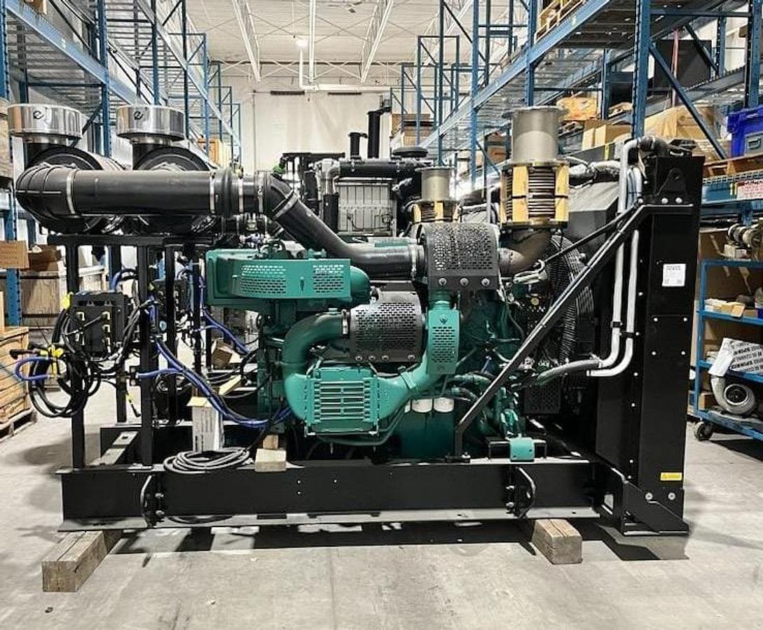Used 2019 Volvo Penta TWD1673GE Tier 4 Final 938HP Diesel Engines (2 Available)