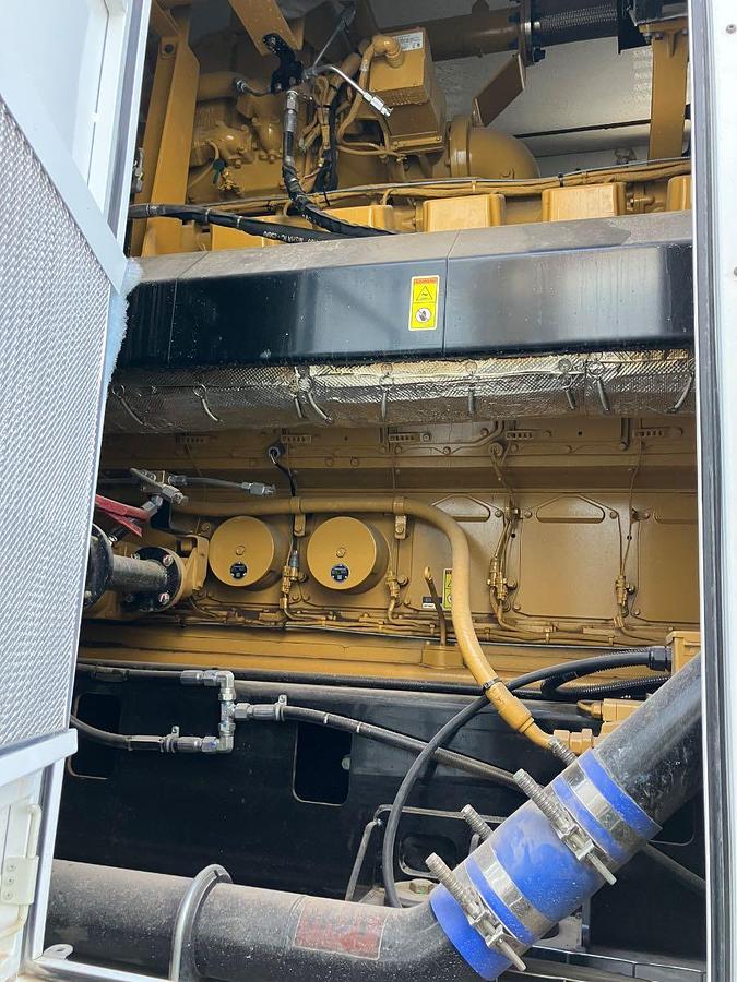Used 2022 CATERPILLAR G3520