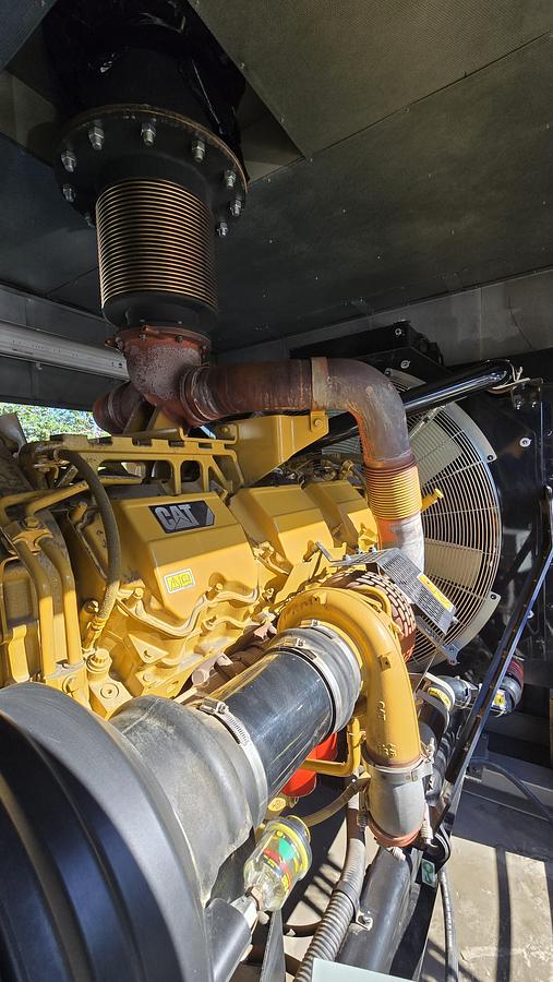 Used 2016 Caterpillar C32 1000kW Tier 2 Diesel Generator Set - LOW HOURS!