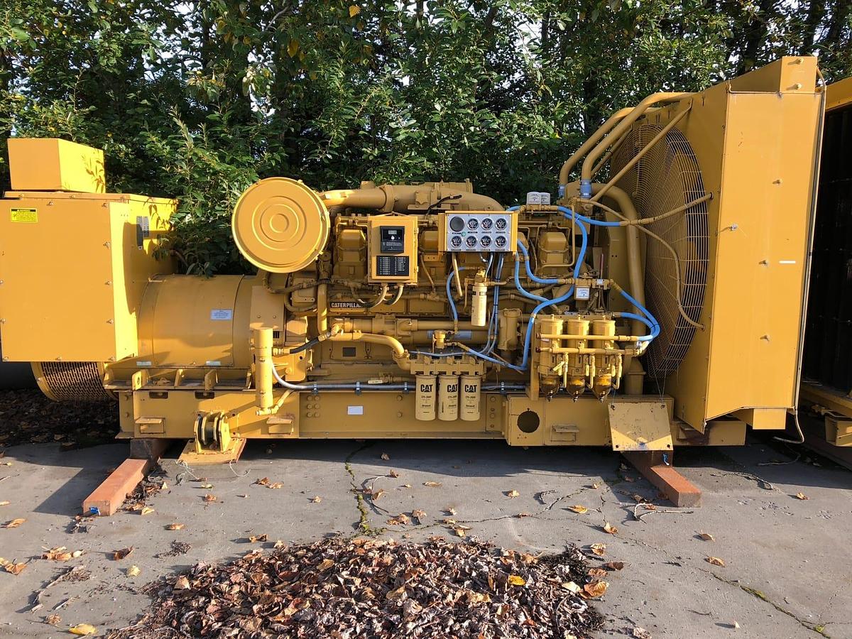 Used 1995 Caterpillar 3512 1000kW Diesel Generator Sets - 3 Available