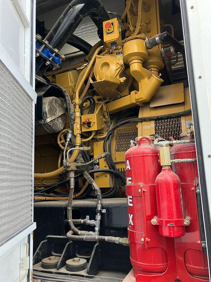 Used 2022 CATERPILLAR G3520