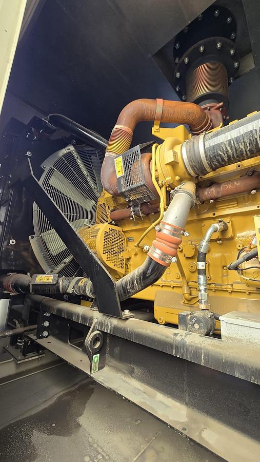 Used 2016 Caterpillar C32 1000kW Tier 2 Diesel Generator Set - LOW HOURS