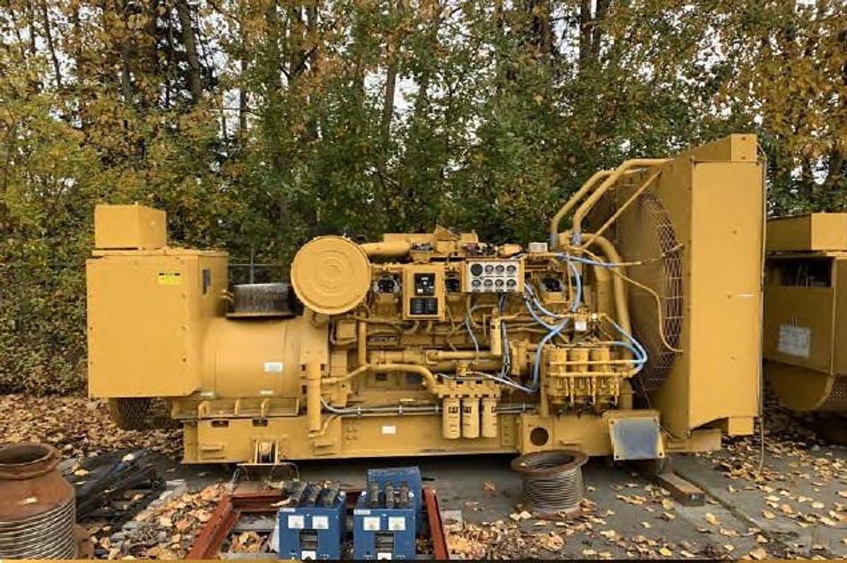 Used 1995 Caterpillar 3512 1000kW Diesel Generator Sets - 3 Available
