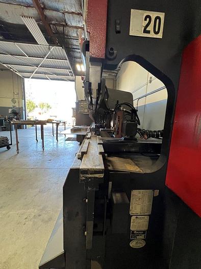 Used 1992 110 Ton Amada RG-100 CNC Press Brake