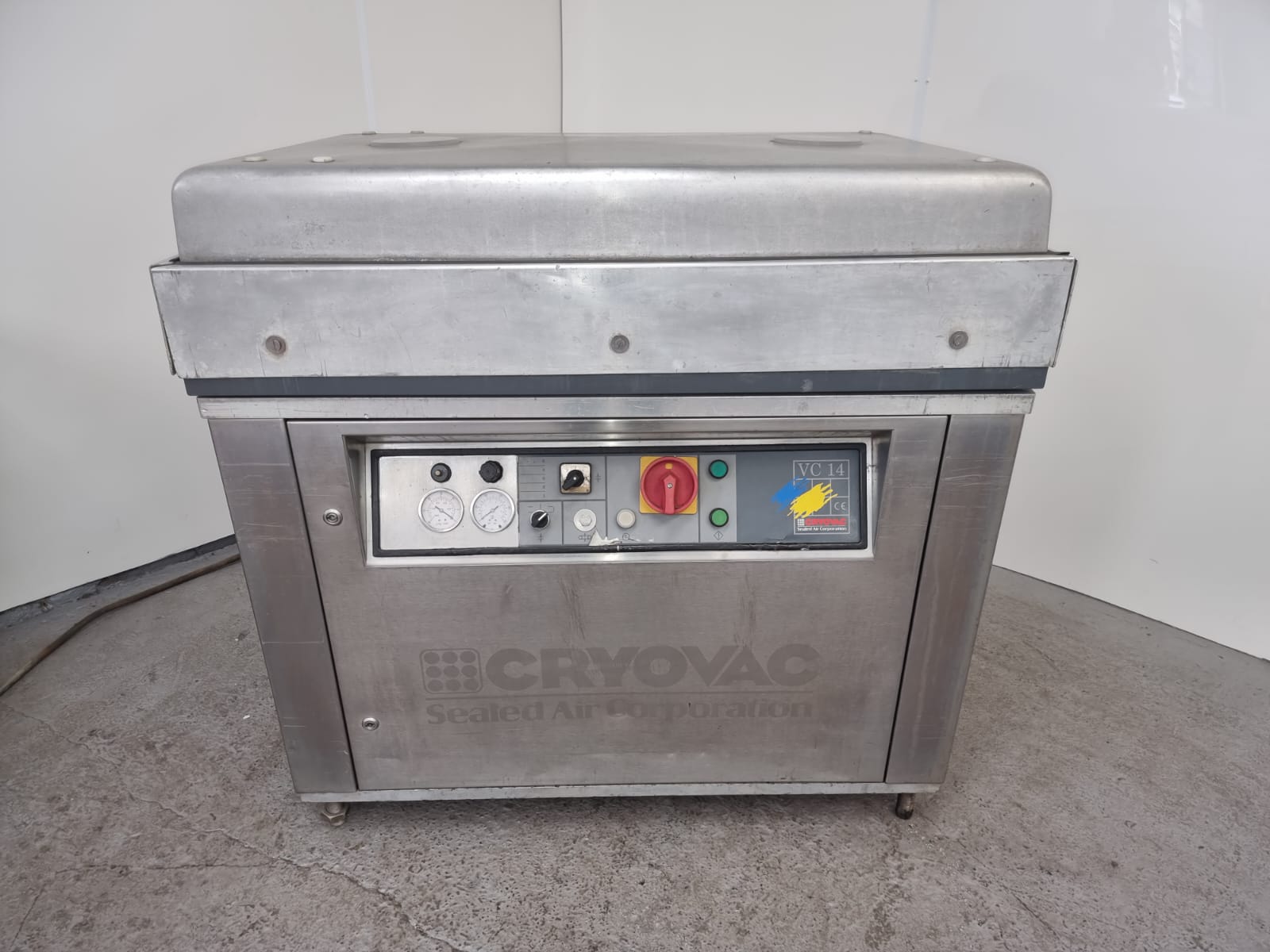 Used Cryovac vacuum packing machine 4 in total