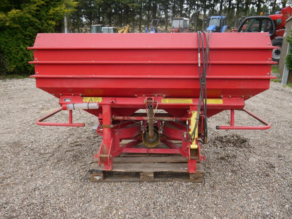 Used Lely Centerliner Fertiliser Spreader