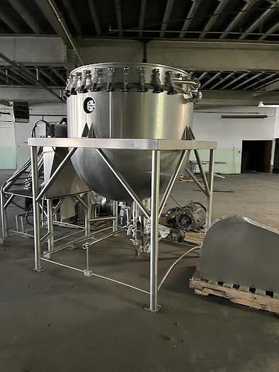 Used 500 GALLON TRIPLE MOTION VACUUM KETTLE - T-316 S/S - JACKETED
