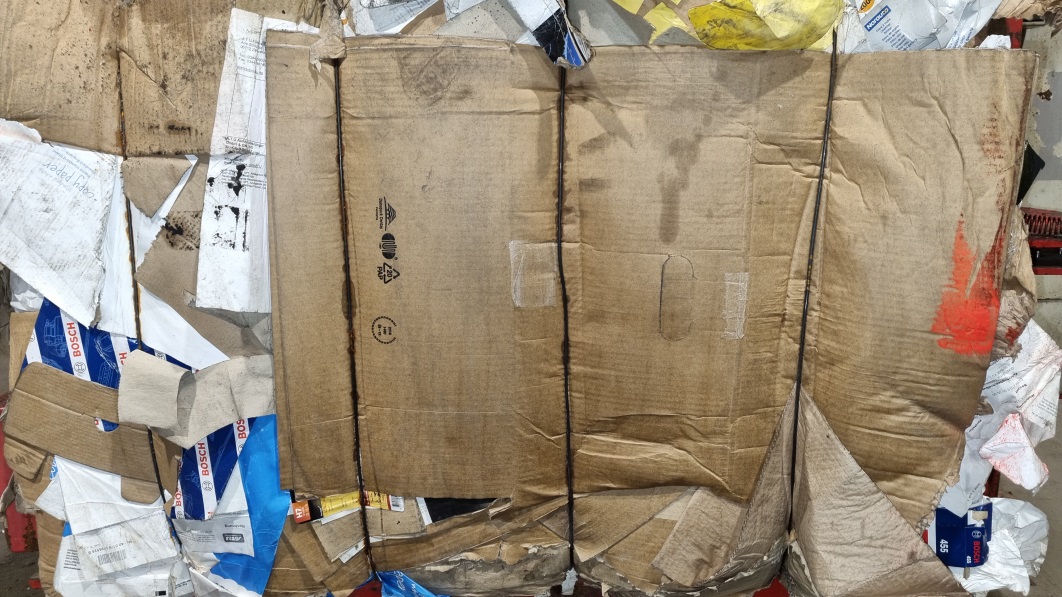 Used Ballenpresse Avermann, Typ AVOS BP 1410, Presskraft 70 t, Baujahr 2002