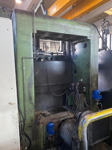 Used Vertical Lathe Machine Titan SC22