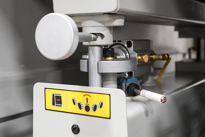 Northtech NT 8-1100RC 43″ Dual Head Wide Belt Sander