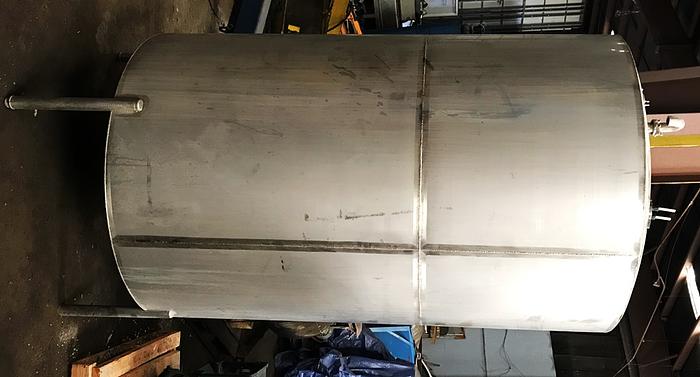 800 Gallon Vertical Stainless Steel Tank, Manufactured by Quality Stainless & Controls
