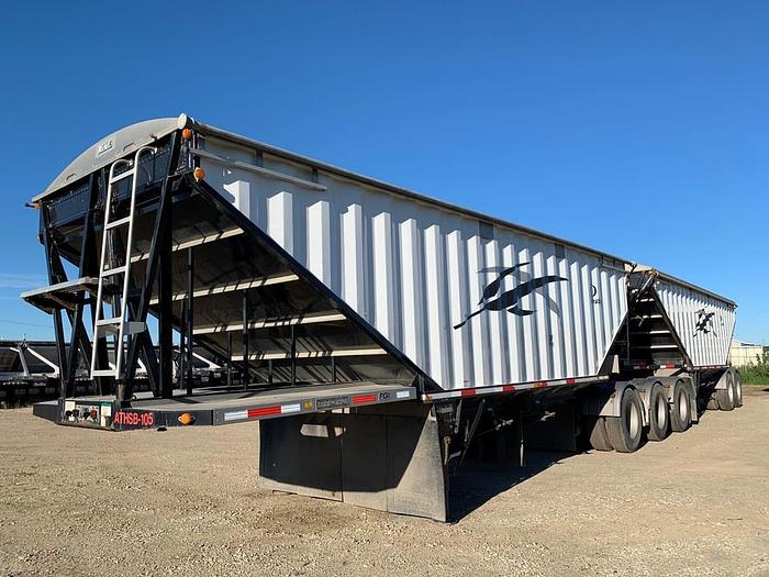 Used 2014 Lode King Hopper Bottom Super B Grain Trailer