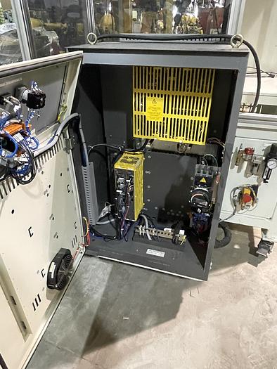 Used FANUC M10iA/10S 10KG X 1098MM H-REACH 6 AXIS ROBOTIC CELL WITH R30iA CONTROLLER