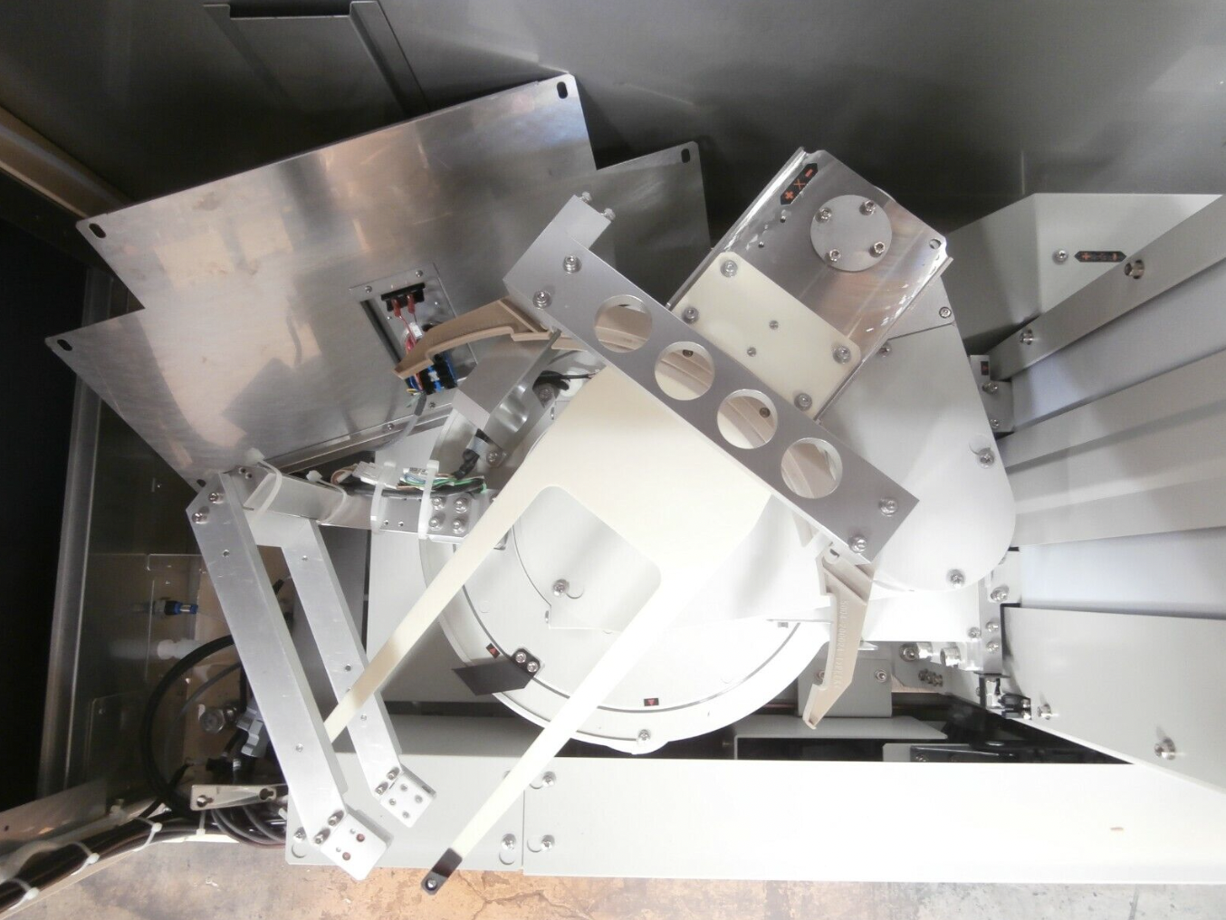 Used TEL IRAS Interface Block Robotic Arm Sub Lithius 5087-403675-12