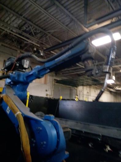 Used MOTOMAN HP20 ROBOTIC MIG WELDING CELL DUAL TURNNION NX100 CONTROLLER