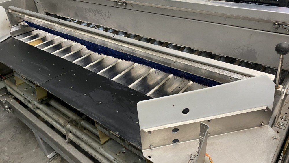 Used Affeldt 16 channel lineair weigher