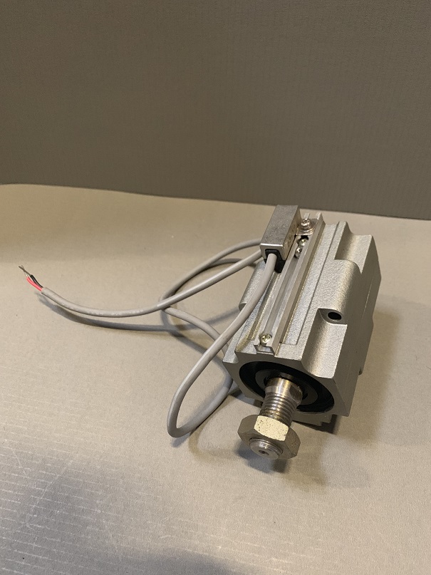 Used SMC Cylinder CDQ1B40-40DCM-80