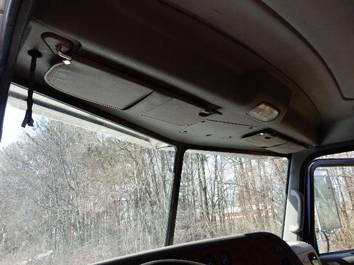 Used 2007 Peterbilt 357- Stock #: 8675