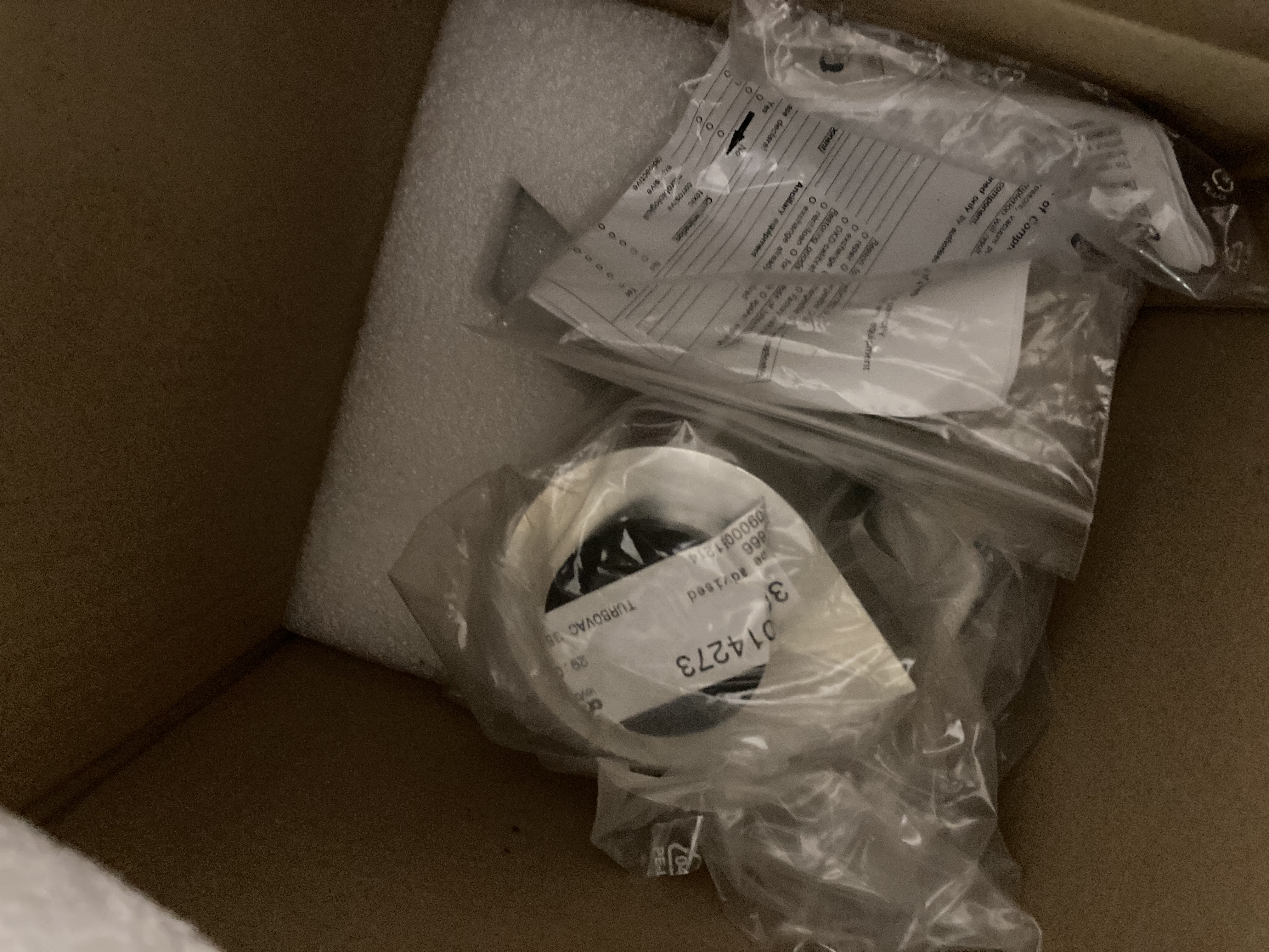 Oerlikon Leybold Terbovac 35LS