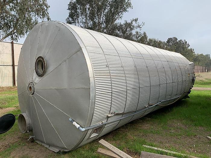 Used 11,500 GALLON VERTICAL INSULATED TANK - S/S