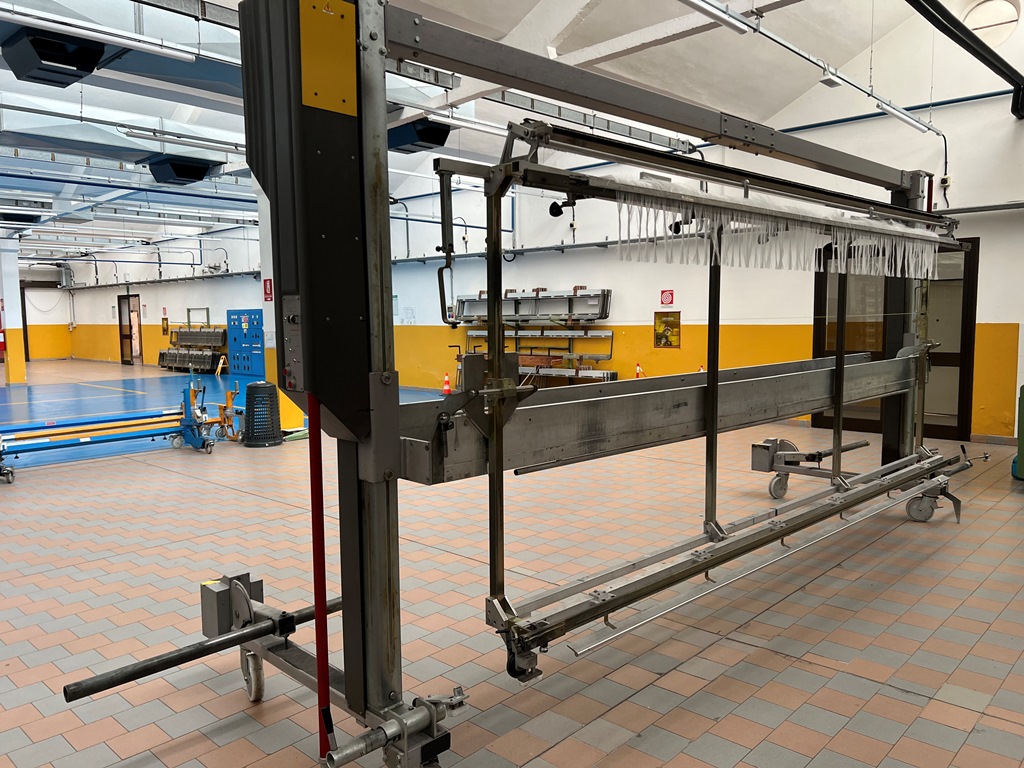 Used 1993 STAUBLI DELTA 200