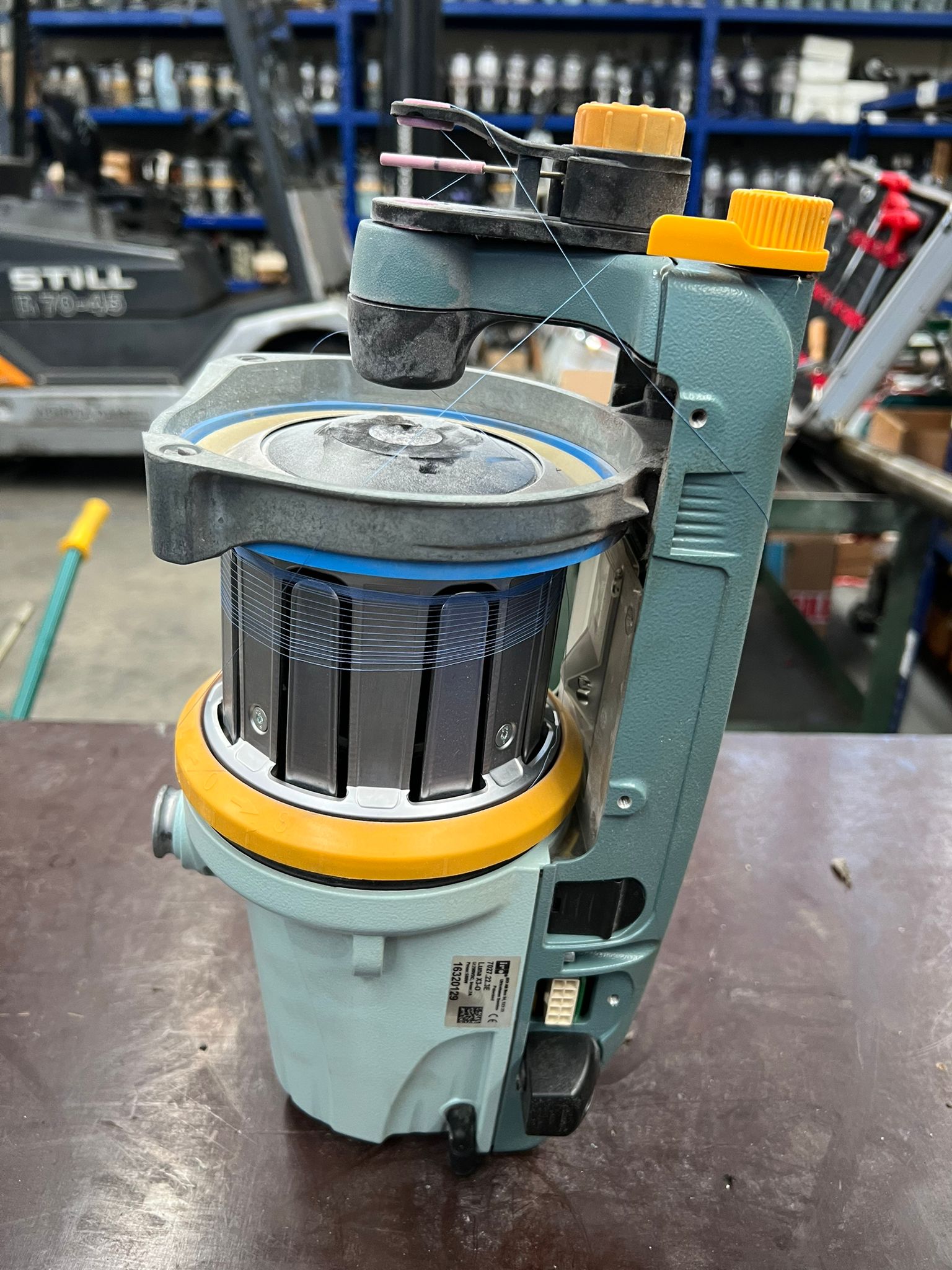 Usato ALIMENTATORI DI TRAMA IRO LUNA X3