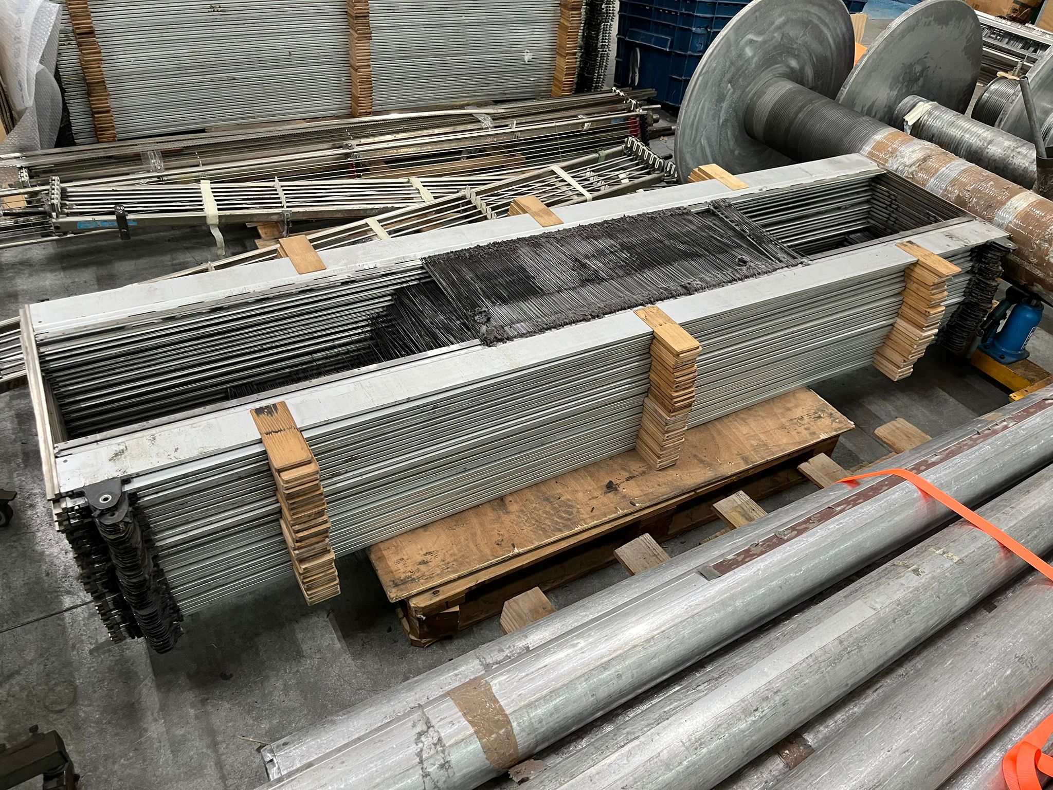 Used QUADRI LICCI - HEALD FRAMES PER SOMET 210 cm #A 223