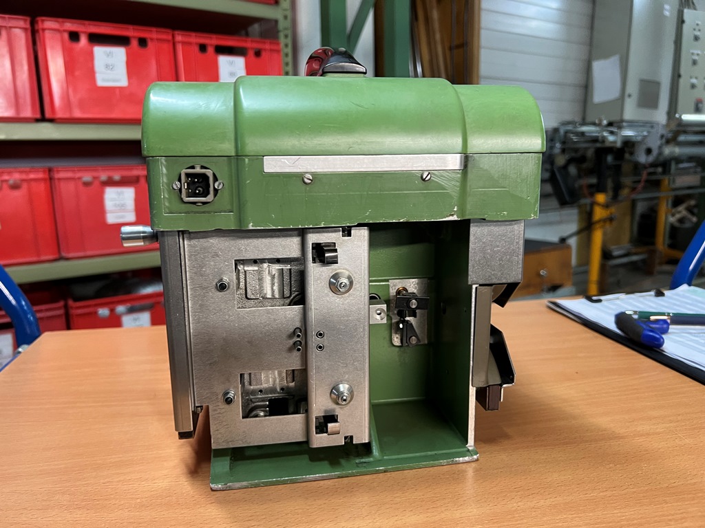 Used ANNODATRICE USTER TOPMATIC TPM #TC 168-C