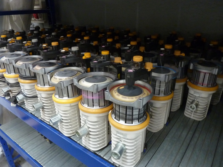 Usato ALIMENTATORI DI TRAMA ROJ VEGA #AL7