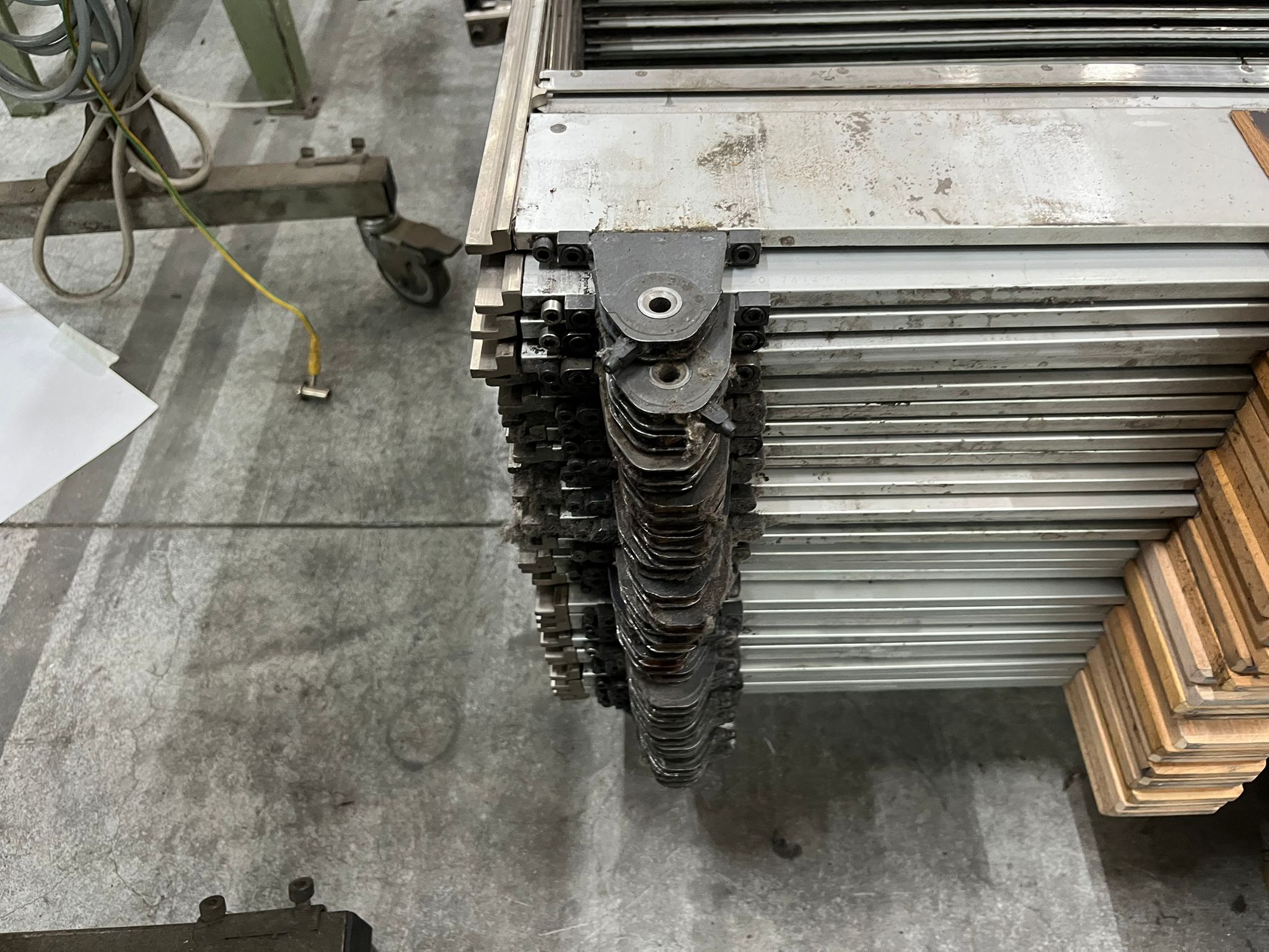 Used QUADRI LICCI - HEALD FRAMES PER SOMET 210 cm #A 223