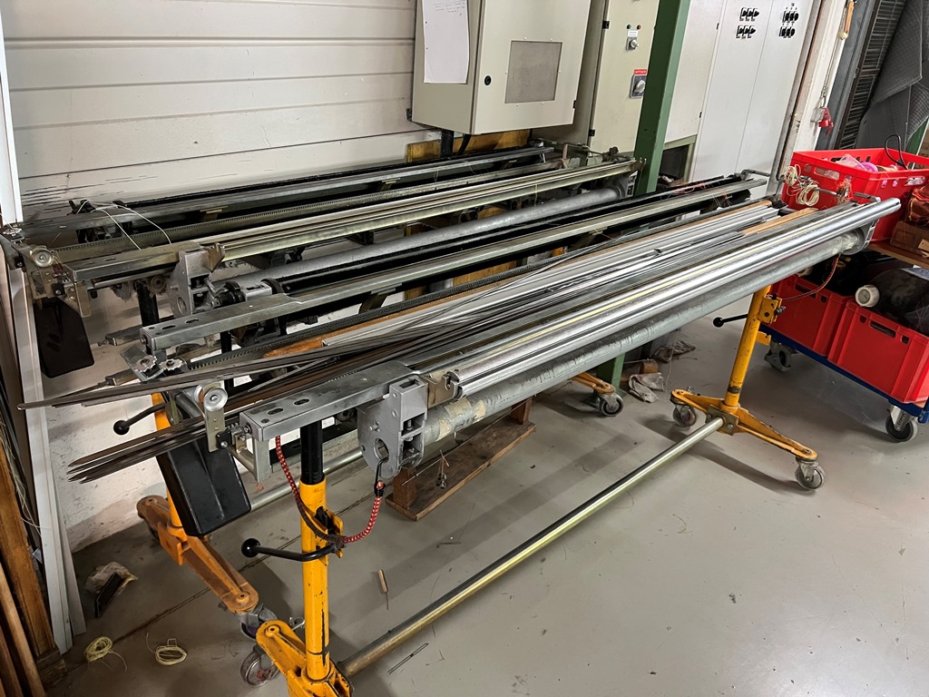 Used ANNODATRICE USTER / STAUBLI TOPMATIC 210 #TC 168-D