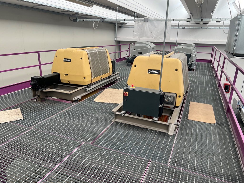 Used NUOVO PIGNONE FAST-T 190 cm JACQUARD STAUBLI CX 880/2688 JC5 #NP 324