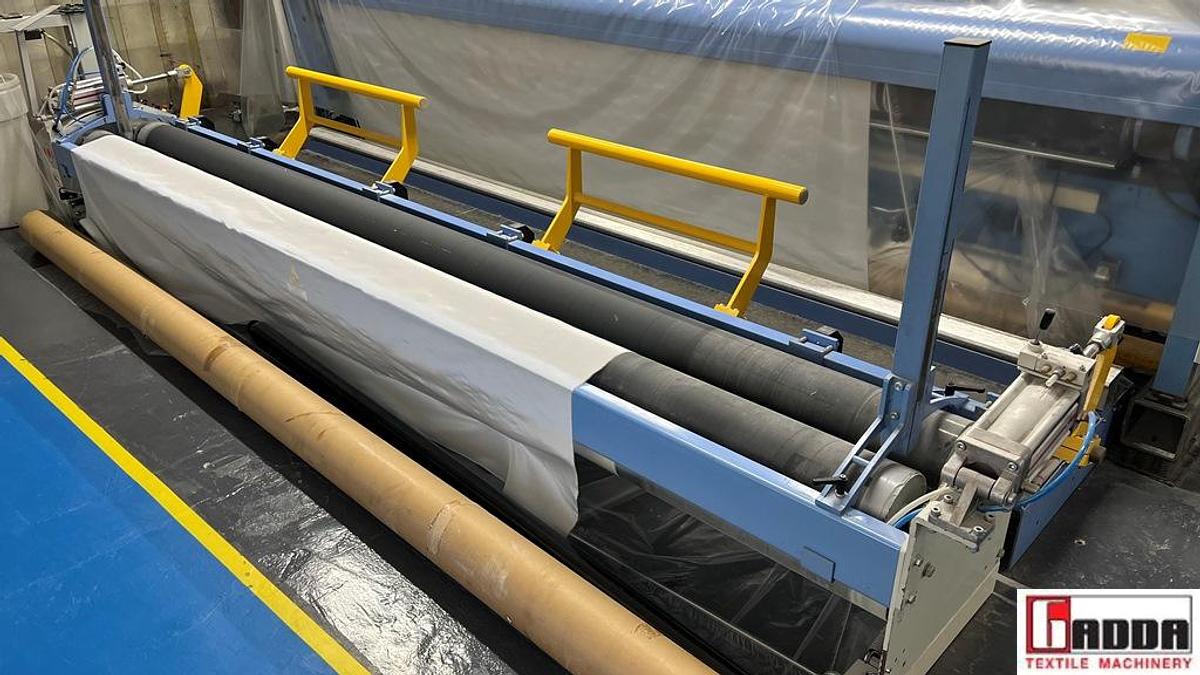 Usato ARROTOLATORI PER TESSUTO SU GRANDE ROTOLO 390 cm #A 241