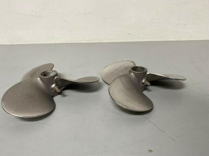 Used Stainless Steel 3 Blade Tank 9.25" Mixing Propeller 1.75" Shaft OD