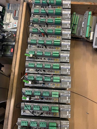 Gebruikt (4x) 2011 Schneider Robot P4S-R-WD-15-1200