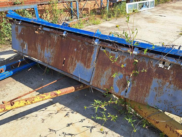 Used RAVNI ( France) 2005