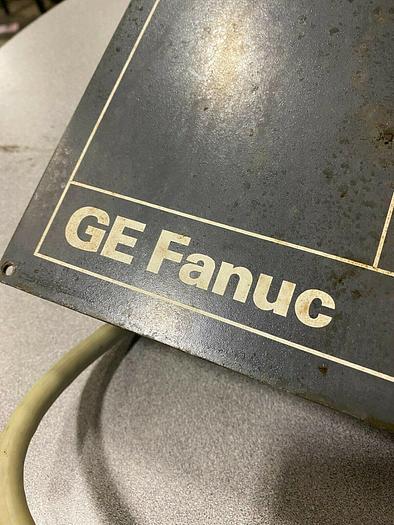 Used FANUC i SERIES OPERATOR PANEL 44A739028-G01R07