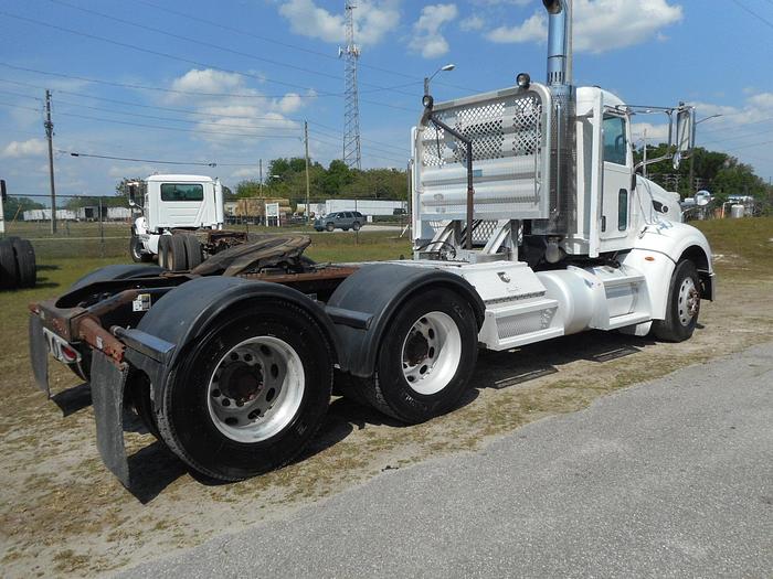 Used 2009 Peterbilt 386