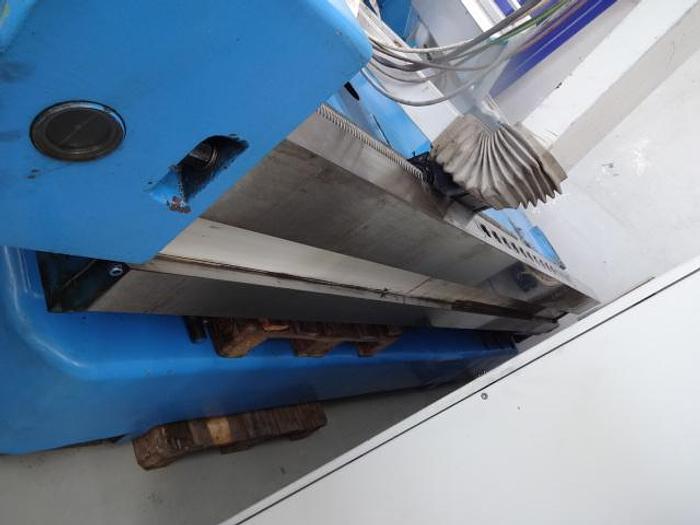 D'occasion TITAN Tour vertical CNC 3 axes avec fraisage