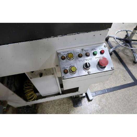 Used 2000 Fanuc Robodrill Alpha T14IBL Vertical Machining Center