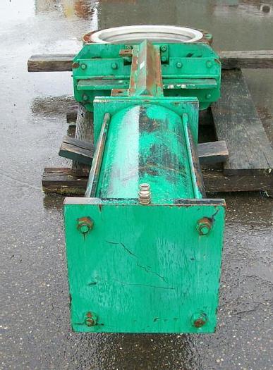 Used L&M