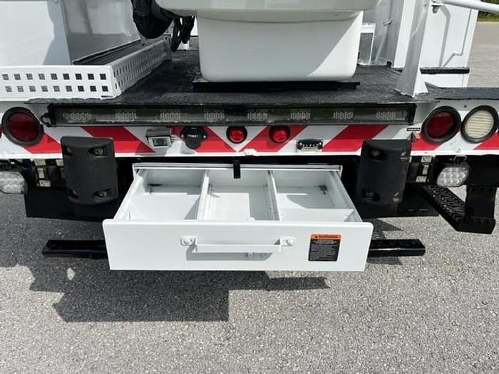 Used Altec AT40-MH, 45 ft, Articulating & Telescopic Material Handling Bucket Boom on 2016 Ford F550 Reg Cab Utility Truck - C34696