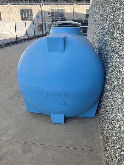 Usato CISTERNA ACQUA 2000 LT
