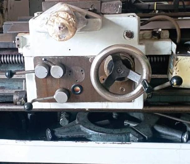 Used Giana 280 Lathe Machine