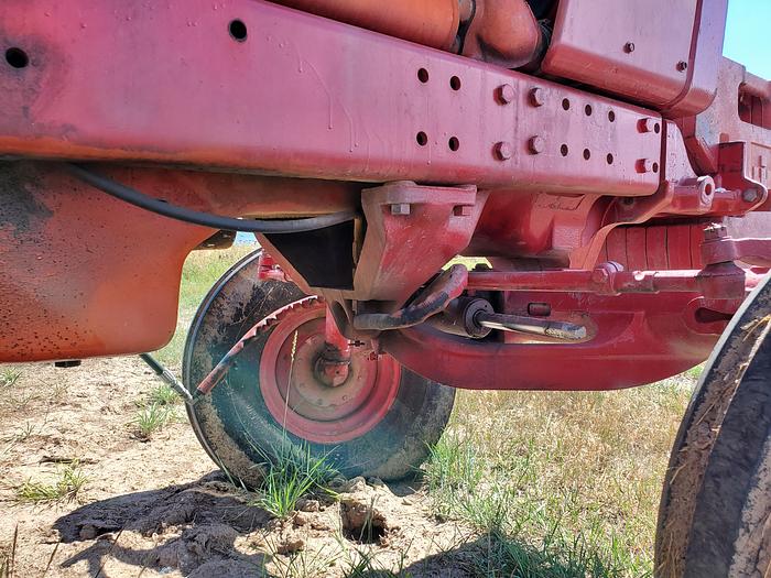 Used 1980 International 1086 Tractor