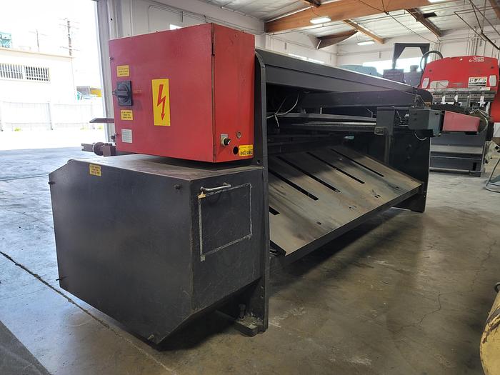 Used 1996 1/4" x 8' Amada M-2560 Mechanical Shear