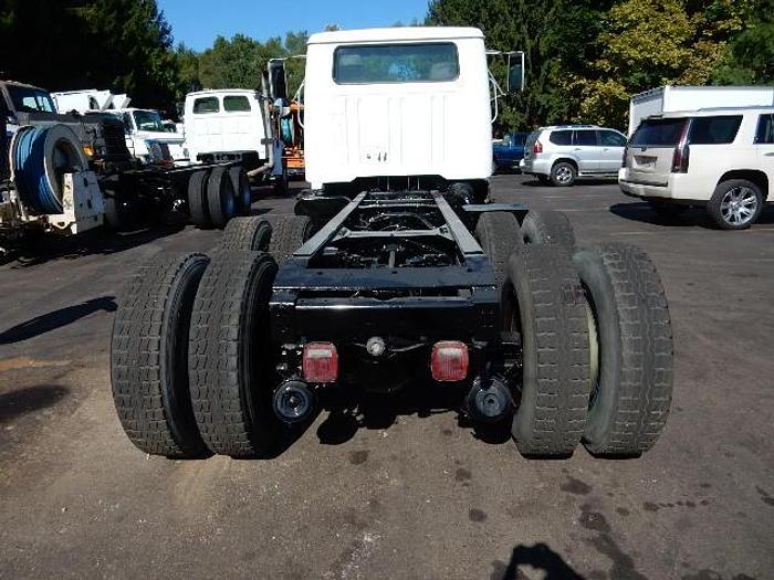 Used 1999 International 2574