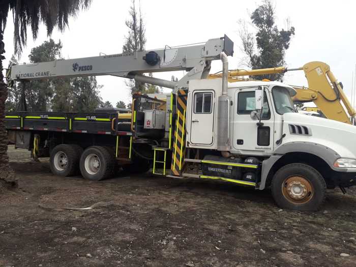 2012 MACK GU813E